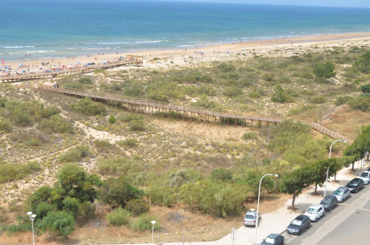 Monte Gordo T2 Frente Mar Apartment Exterior foto